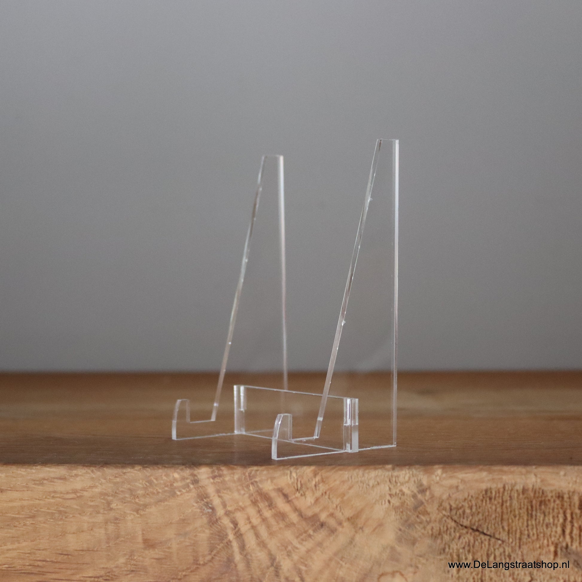 Transparante plexiglas tegelhouder voor het presenteren van decoratieve tegeltjes