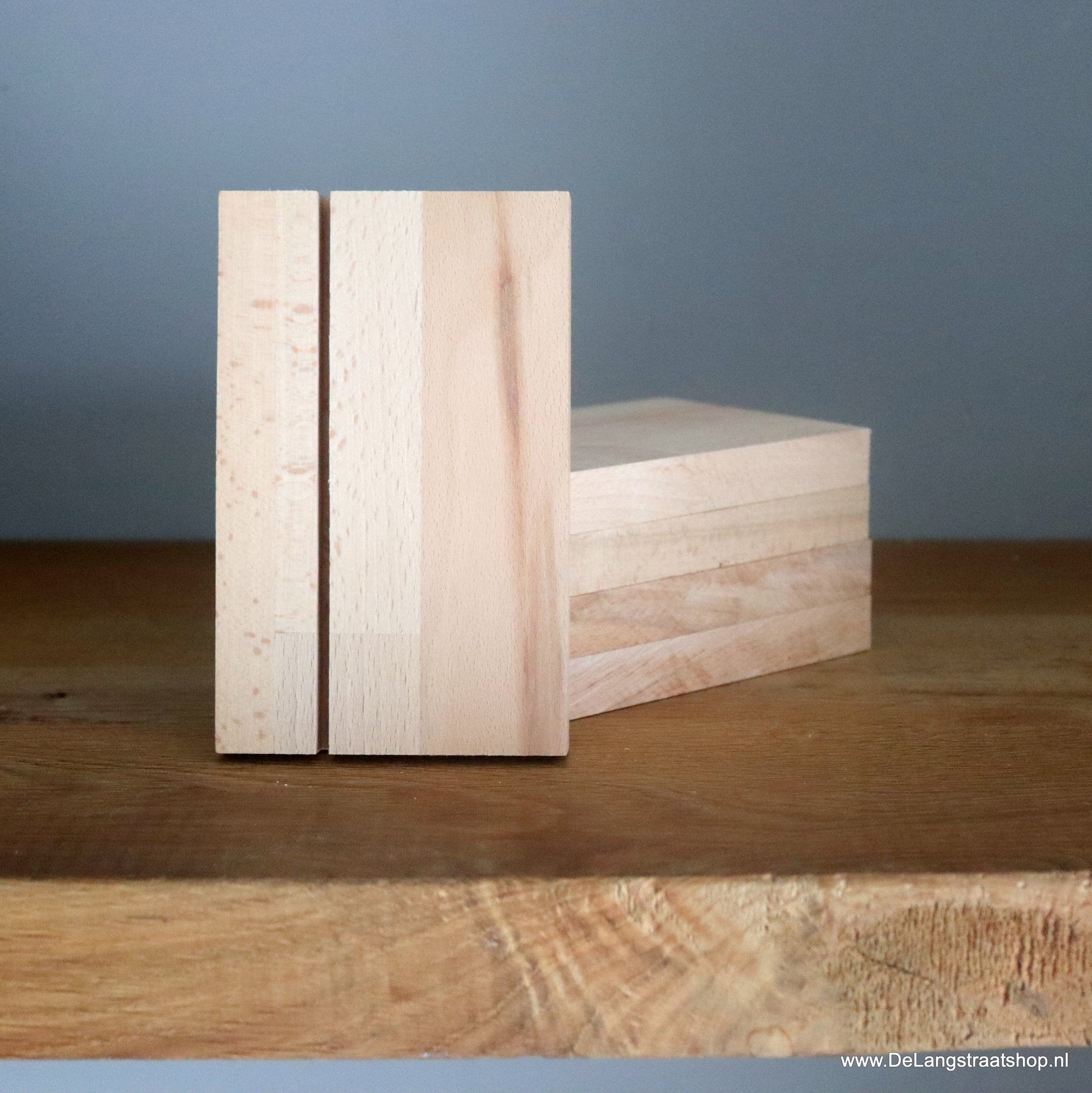 Beuken houten fotohouder voor kaarten en foto’s op tafel