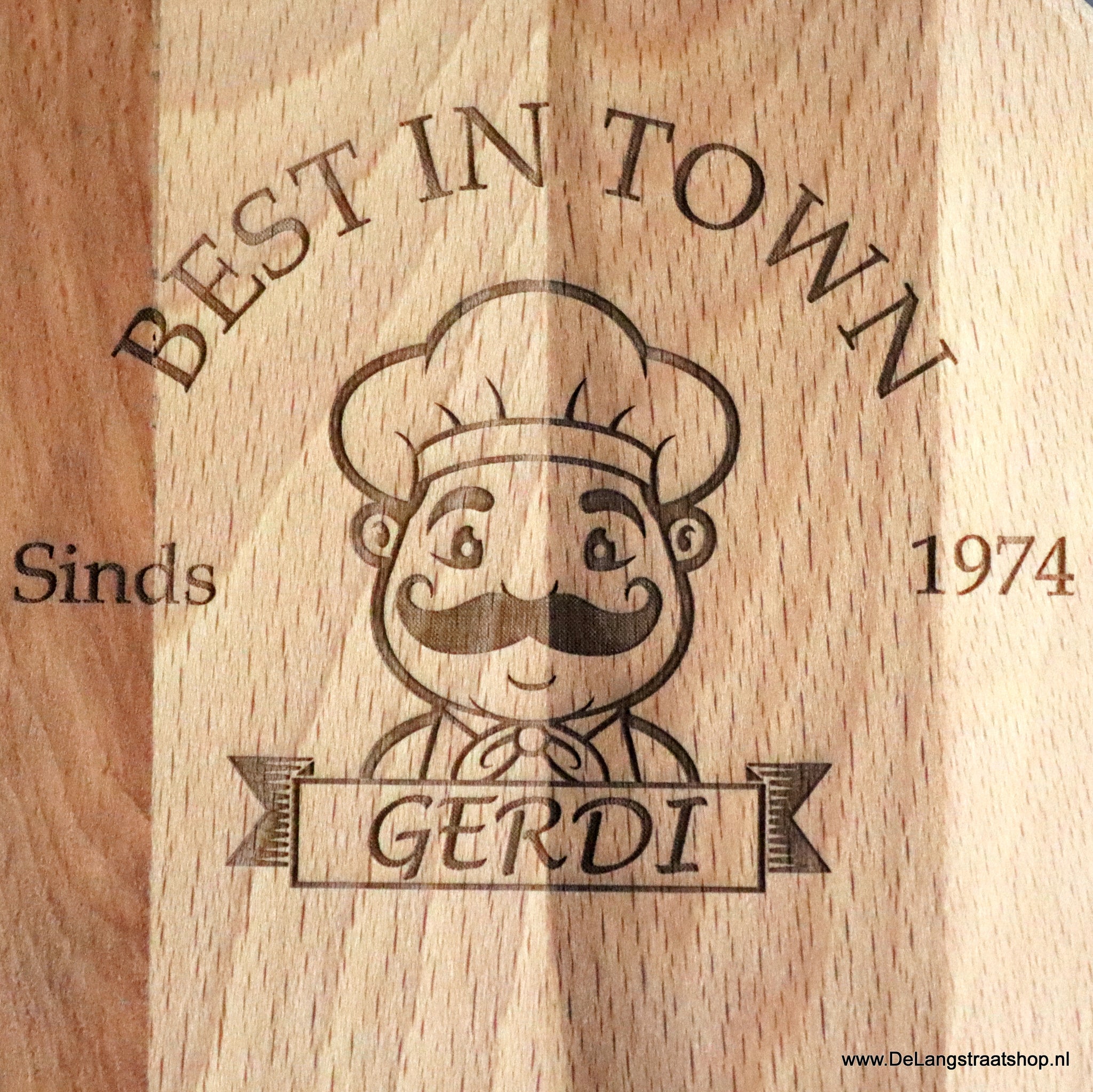 KADAX Holzbackbrett, robustes Backbrett für Pizza, Lebkuchen, Nudeln, Brettchen mit Anschlagleisten gegen Verrutschen, Teigbrett, Nudelbrett (56 x 48,5cm KADAX Holzbackbrett, robustes Backbrett für Pizza, Lebkuchen, Nudeln, Brettchen mit Anschlagleisten gegen Verrutschen, Teigbrett, Nudelbrett (56 x 48,5cm